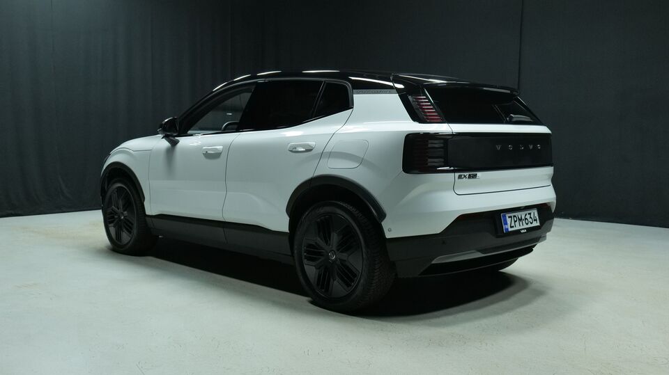 Volvo EX30 Cross Country vaihtoauto