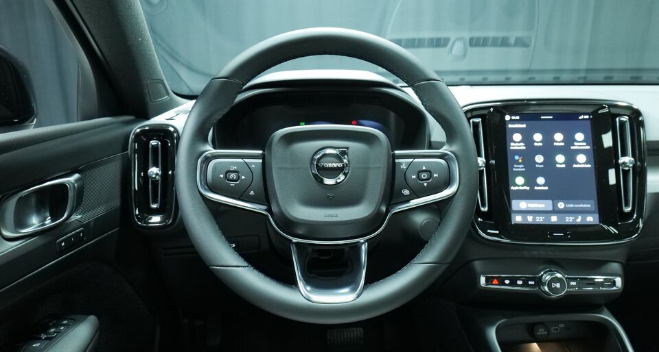 Volvo EC40 vaihtoauto