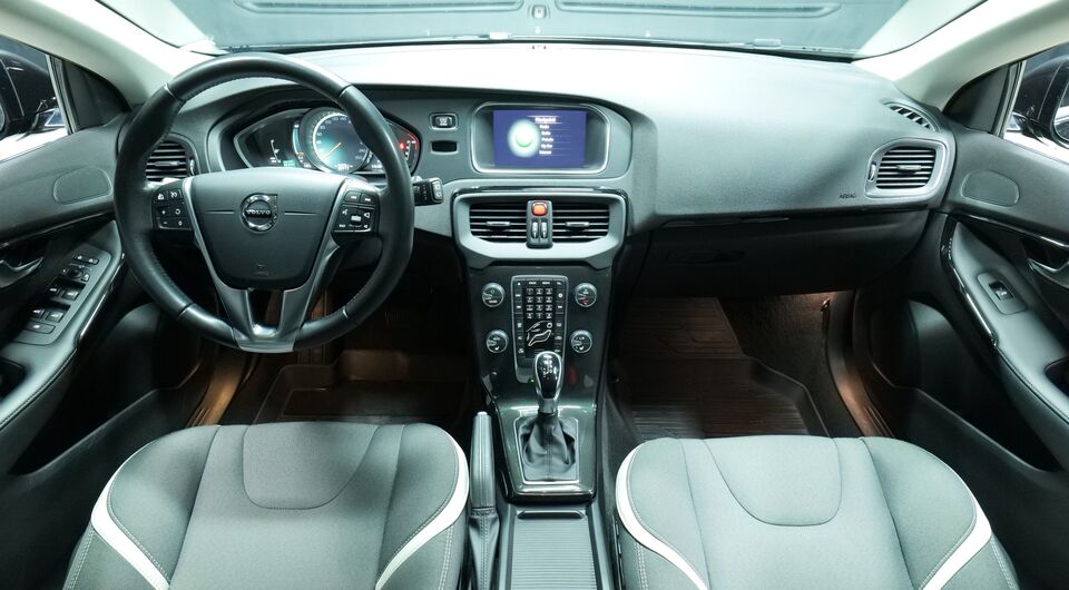 Volvo V40 vaihtoauto