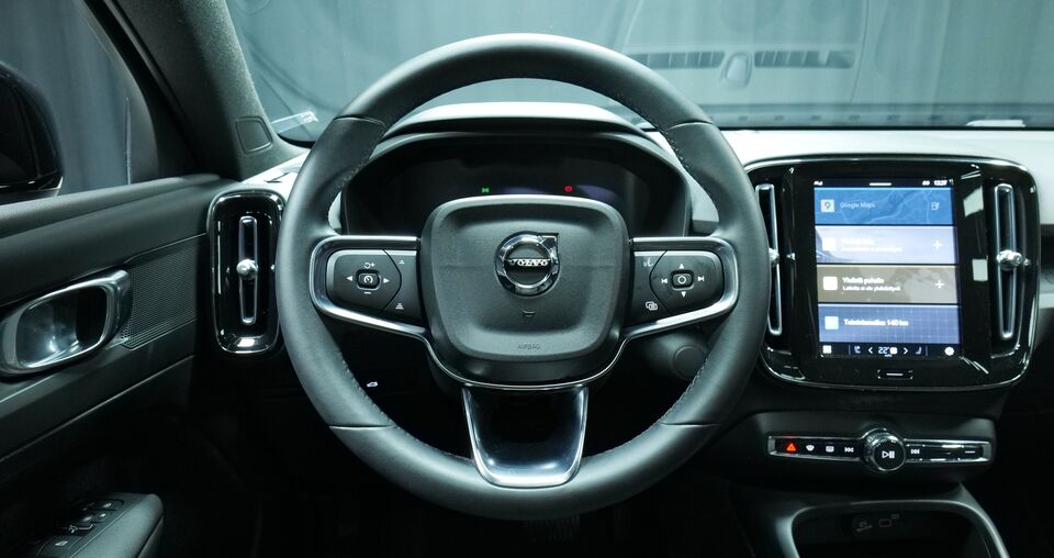 Volvo C40 vaihtoauto