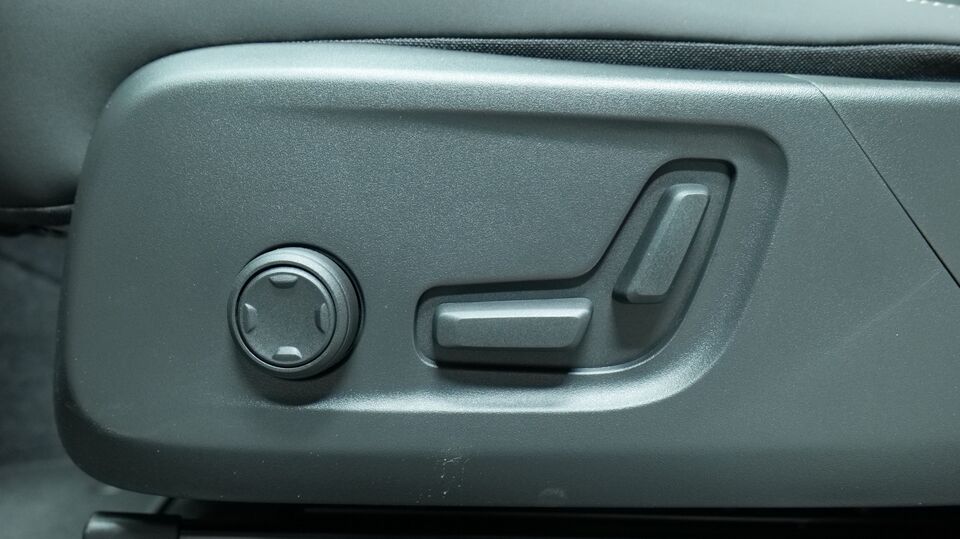 Volvo EX40 vaihtoauto