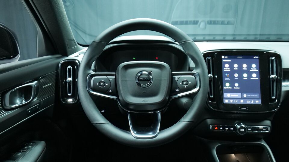 Volvo EX40 vaihtoauto