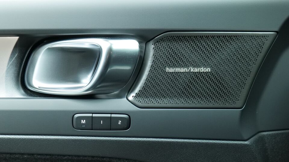 Volvo EX40 vaihtoauto