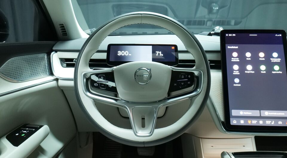 Volvo EX90 vaihtoauto