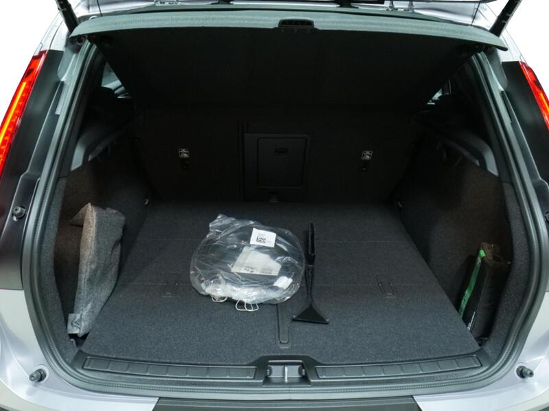 Volvo EX40 vaihtoauto