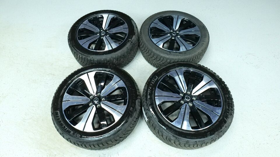 Volvo C40 vaihtoauto