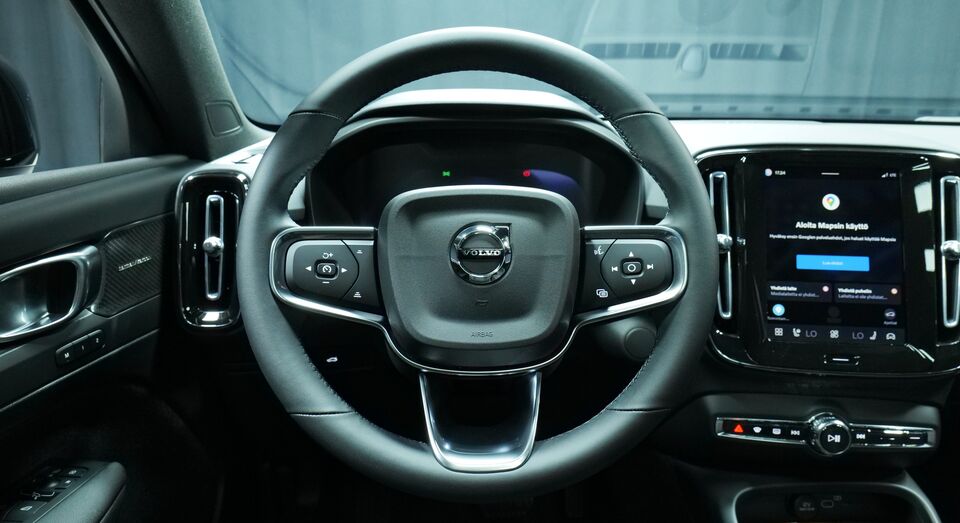 Volvo EC40 vaihtoauto