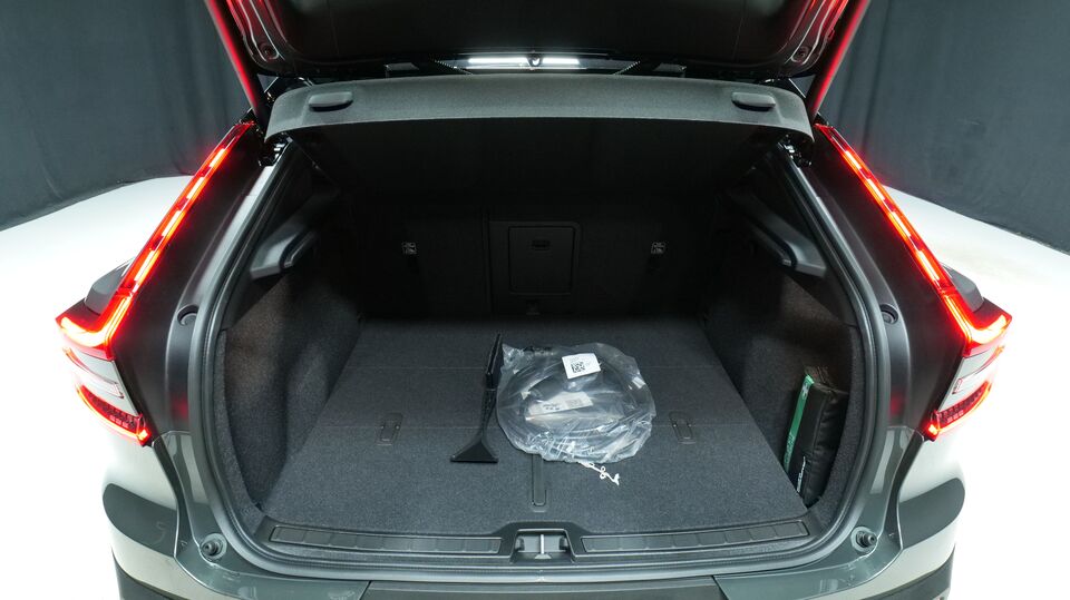 Volvo EC40 vaihtoauto