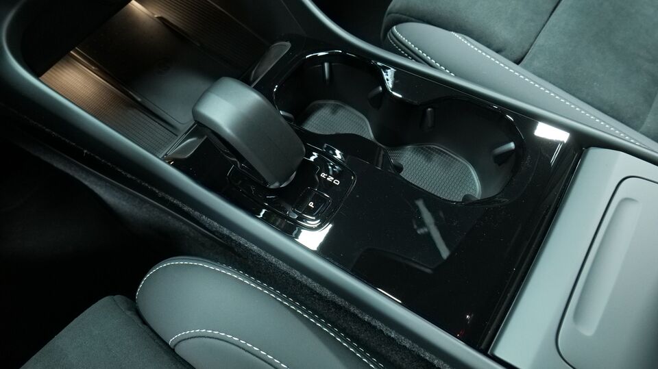 Volvo EX40 vaihtoauto