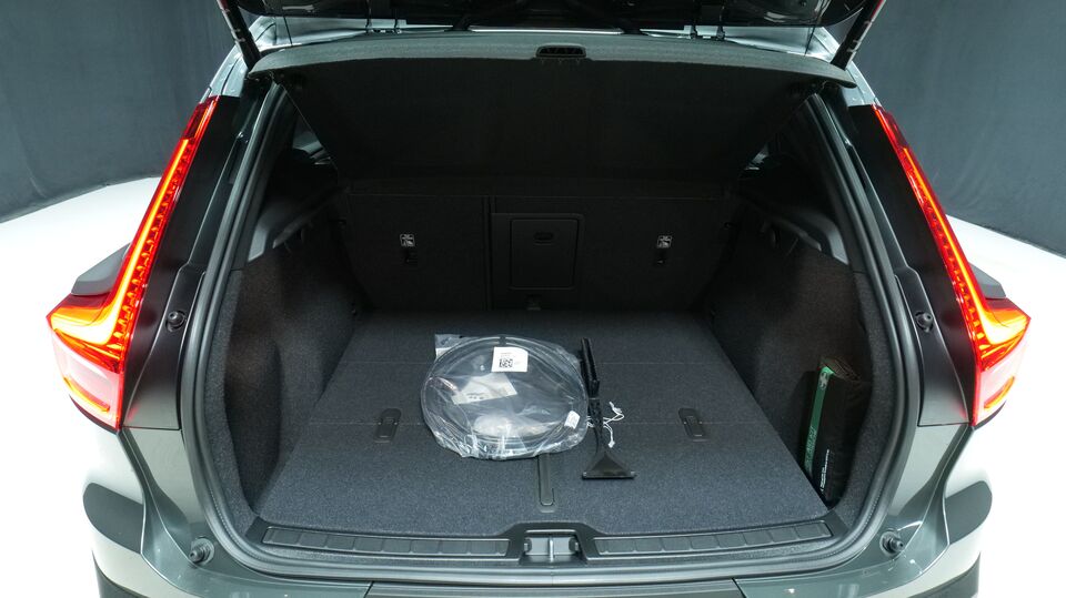 Volvo EX40 vaihtoauto