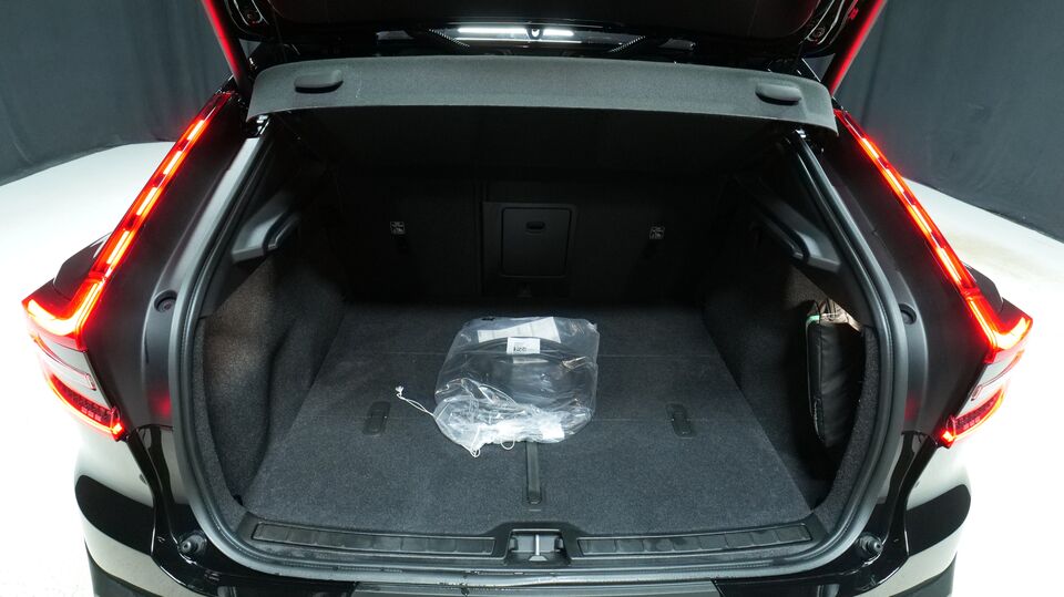 Volvo EC40 vaihtoauto