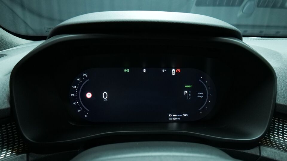 Volvo EX40 vaihtoauto