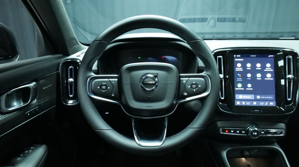 Volvo EX40 vaihtoauto