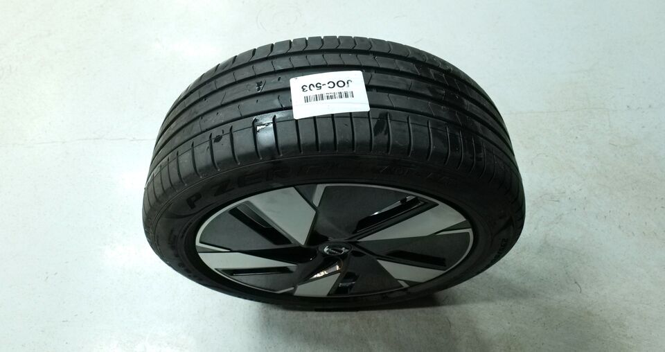 Volvo EX40 vaihtoauto