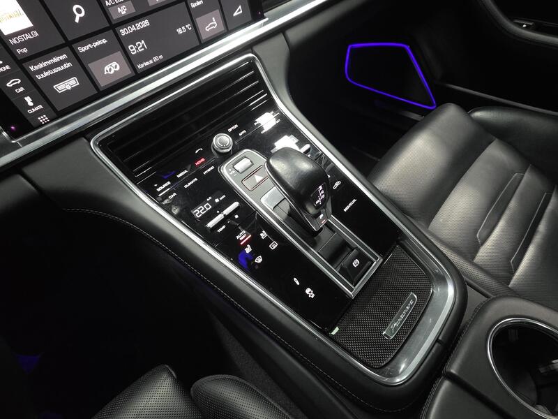 Porsche Panamera vaihtoauto