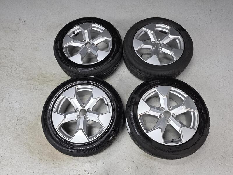 Volvo EX30 vaihtoauto