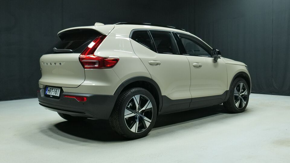 Volvo EX40 vaihtoauto