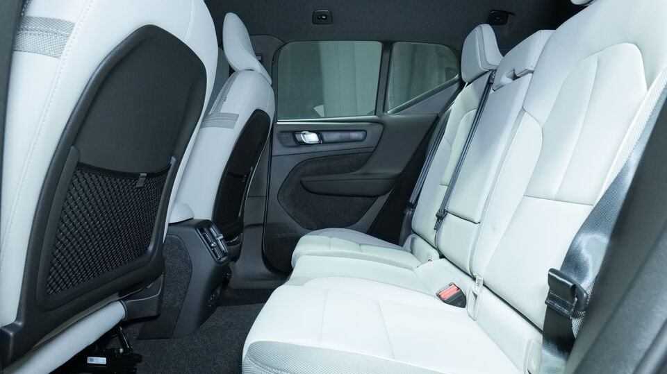 Volvo EX40 vaihtoauto