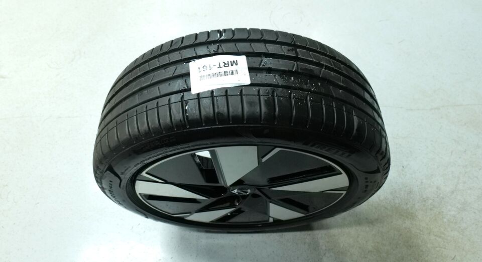 Volvo EX40 vaihtoauto