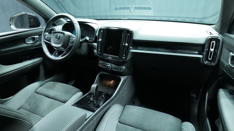 Volvo EX40 vaihtoauto