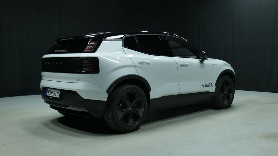 Volvo EX30 Cross Country vaihtoauto