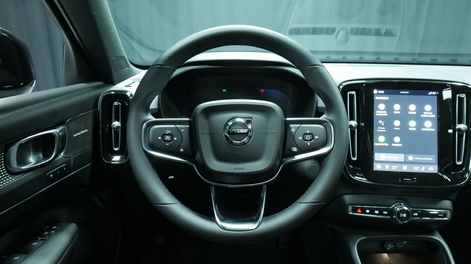 Volvo EX40 vaihtoauto