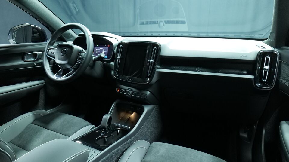 Volvo EX40 vaihtoauto