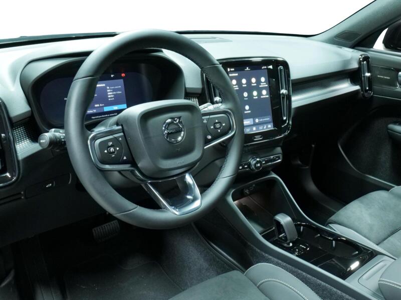 Volvo EX40 vaihtoauto