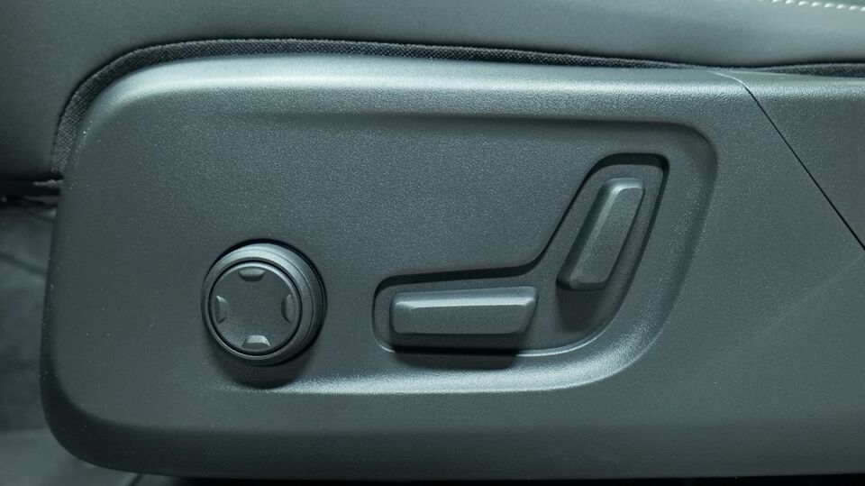 Volvo EC40 vaihtoauto