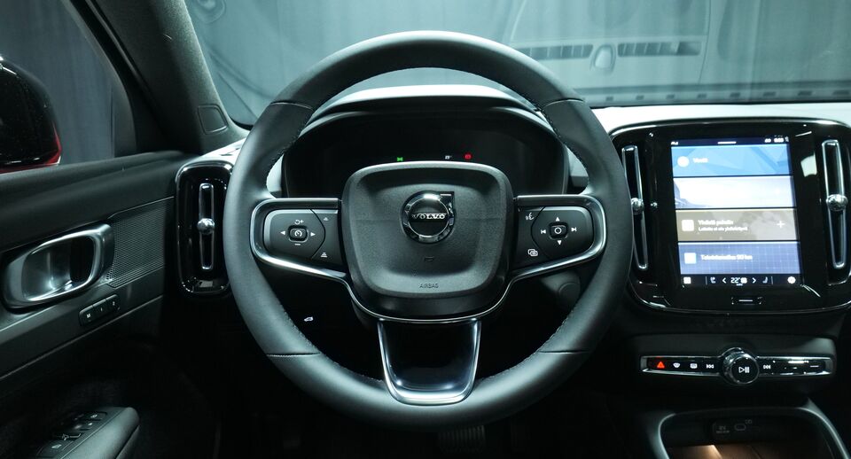 Volvo EC40 vaihtoauto