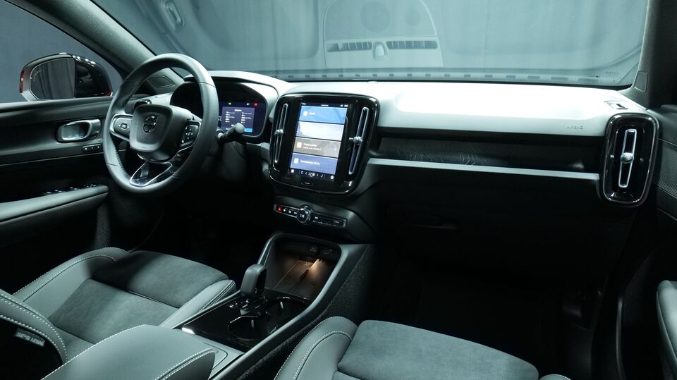 Volvo EC40 vaihtoauto