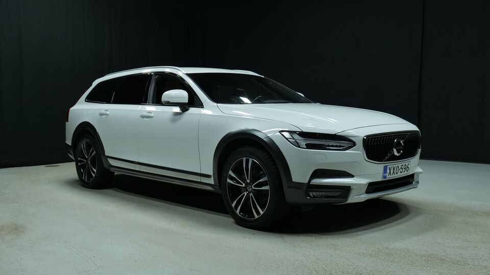 Volvo V90 Cross Country vaihtoauto