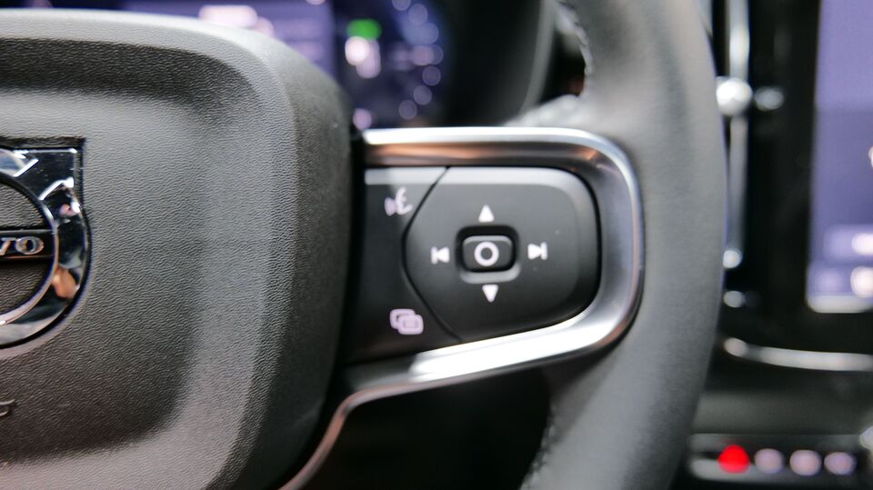 Volvo EX40 vaihtoauto