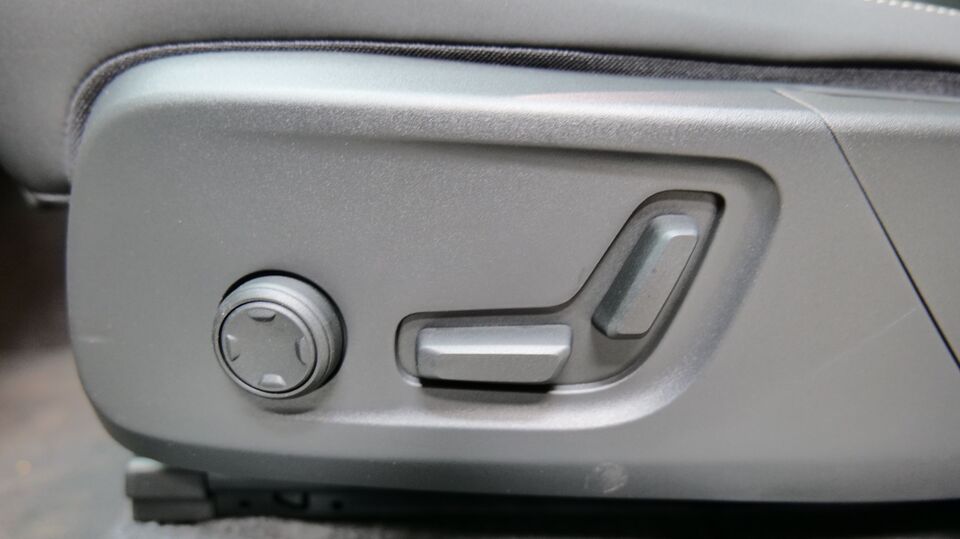 Volvo EX40 vaihtoauto