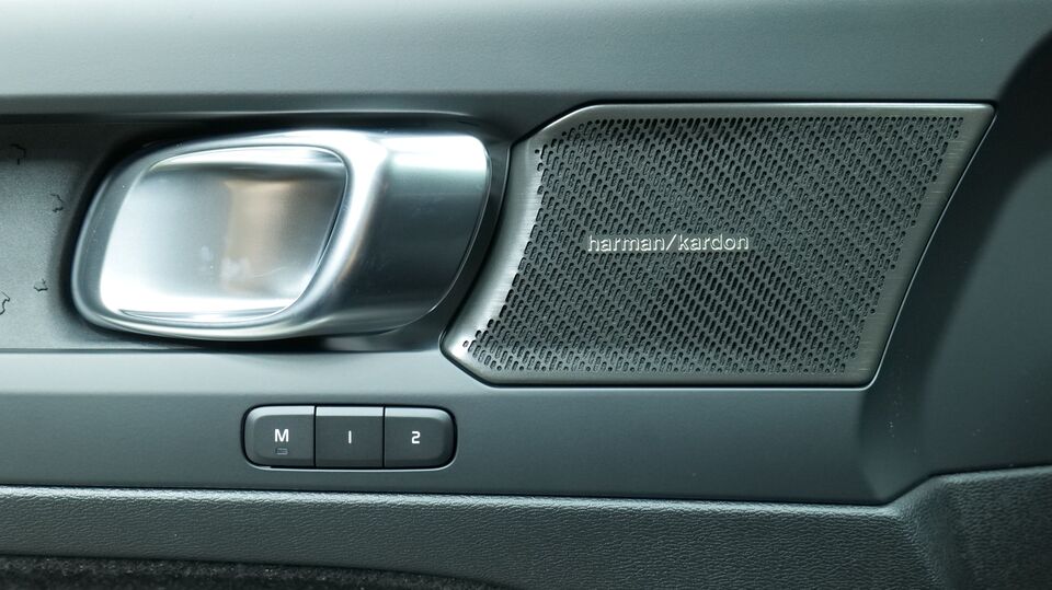 Volvo EX40 vaihtoauto