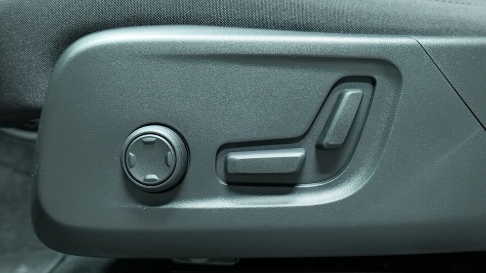 Volvo EX40 vaihtoauto