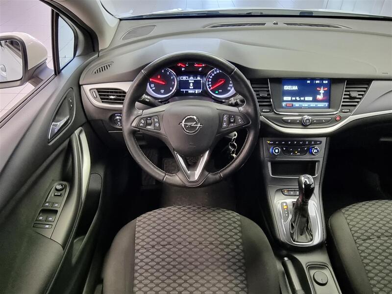 Opel Astra vaihtoauto