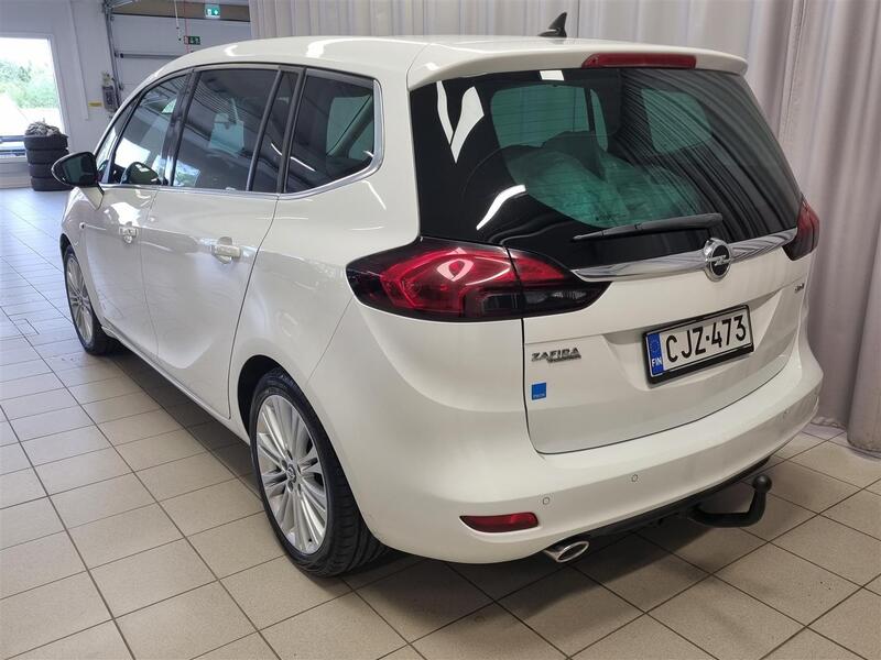 Opel Zafira Tourer vaihtoauto