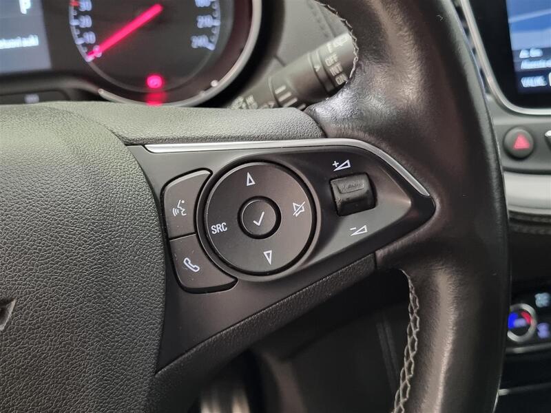 Opel Grandland X vaihtoauto