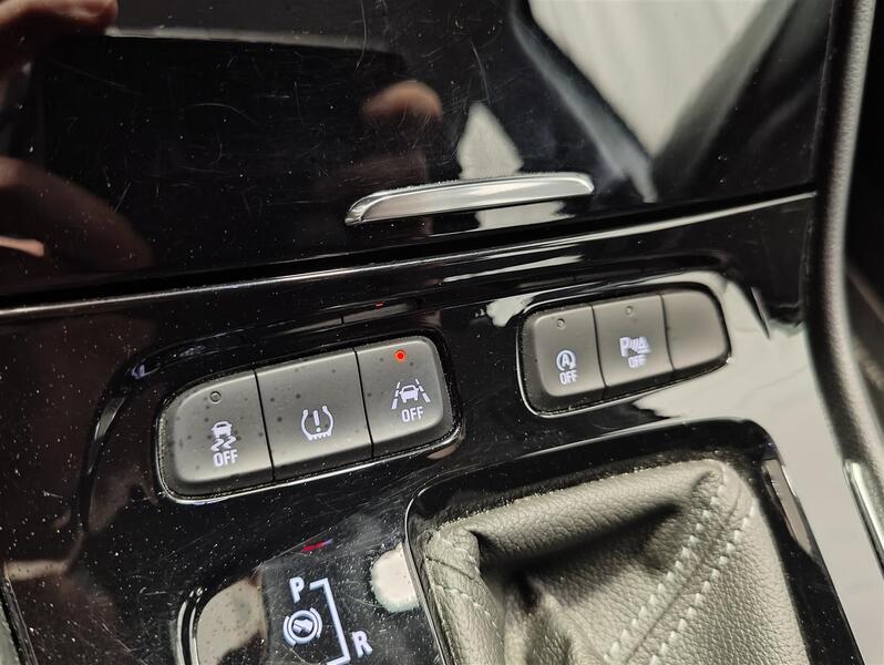 Opel Grandland X vaihtoauto