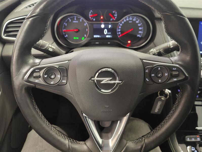 Opel Grandland X vaihtoauto