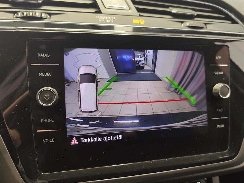 Volkswagen Touran vaihtoauto