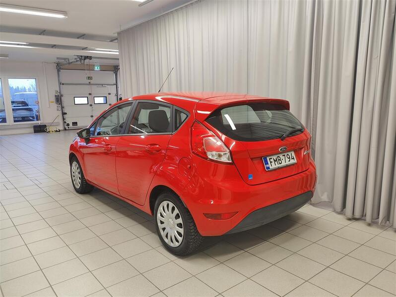 Ford Fiesta vaihtoauto