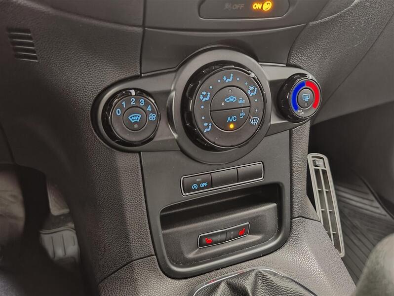 Ford Fiesta vaihtoauto