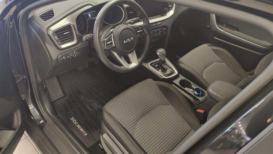 Kia XCeed vaihtoauto