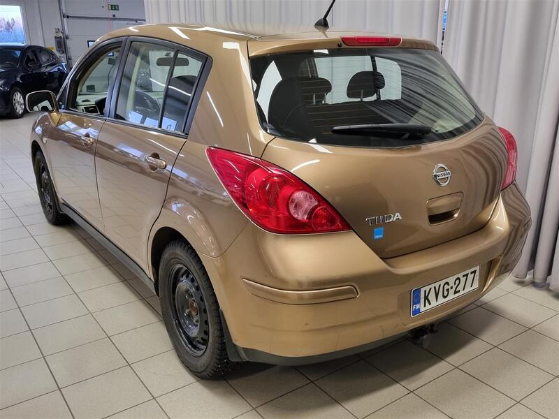 Nissan Tiida vaihtoauto