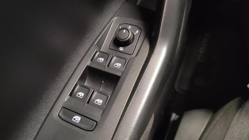 Volkswagen Taigo vaihtoauto