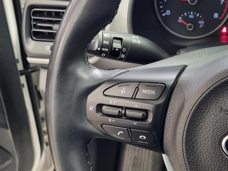 Kia Stonic vaihtoauto