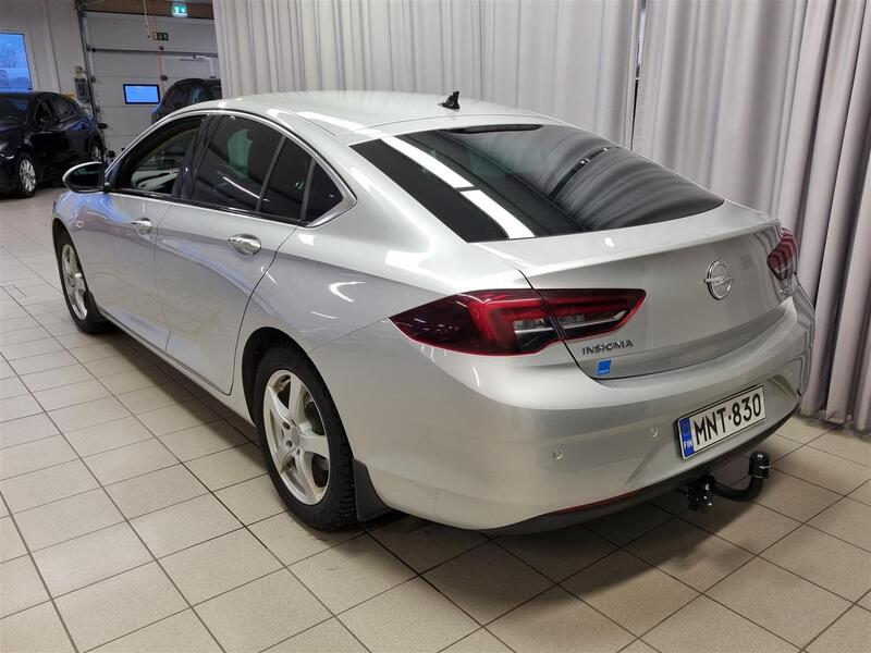 Opel Insignia vaihtoauto