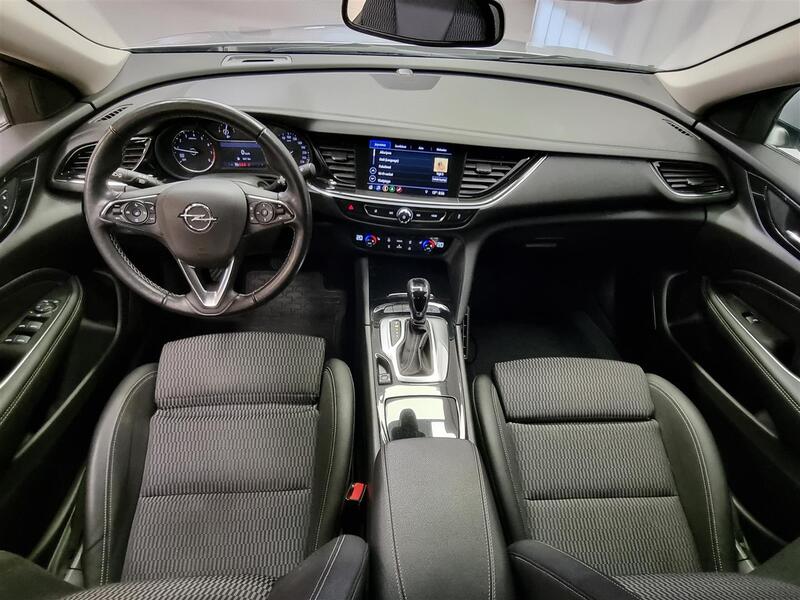 Opel Insignia vaihtoauto